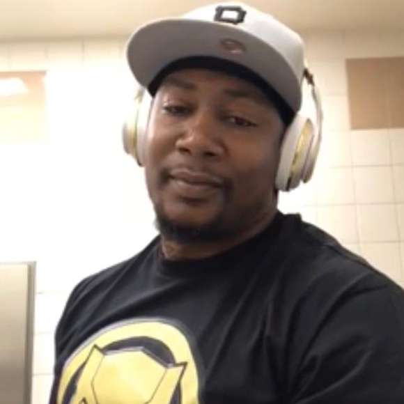 Meet your Posher, Maurice - Picture 1 of 1